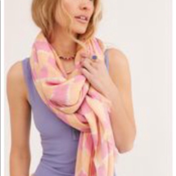 Free People Carnival Shimmer scarf metallic NWOT - Picture 8 of 8